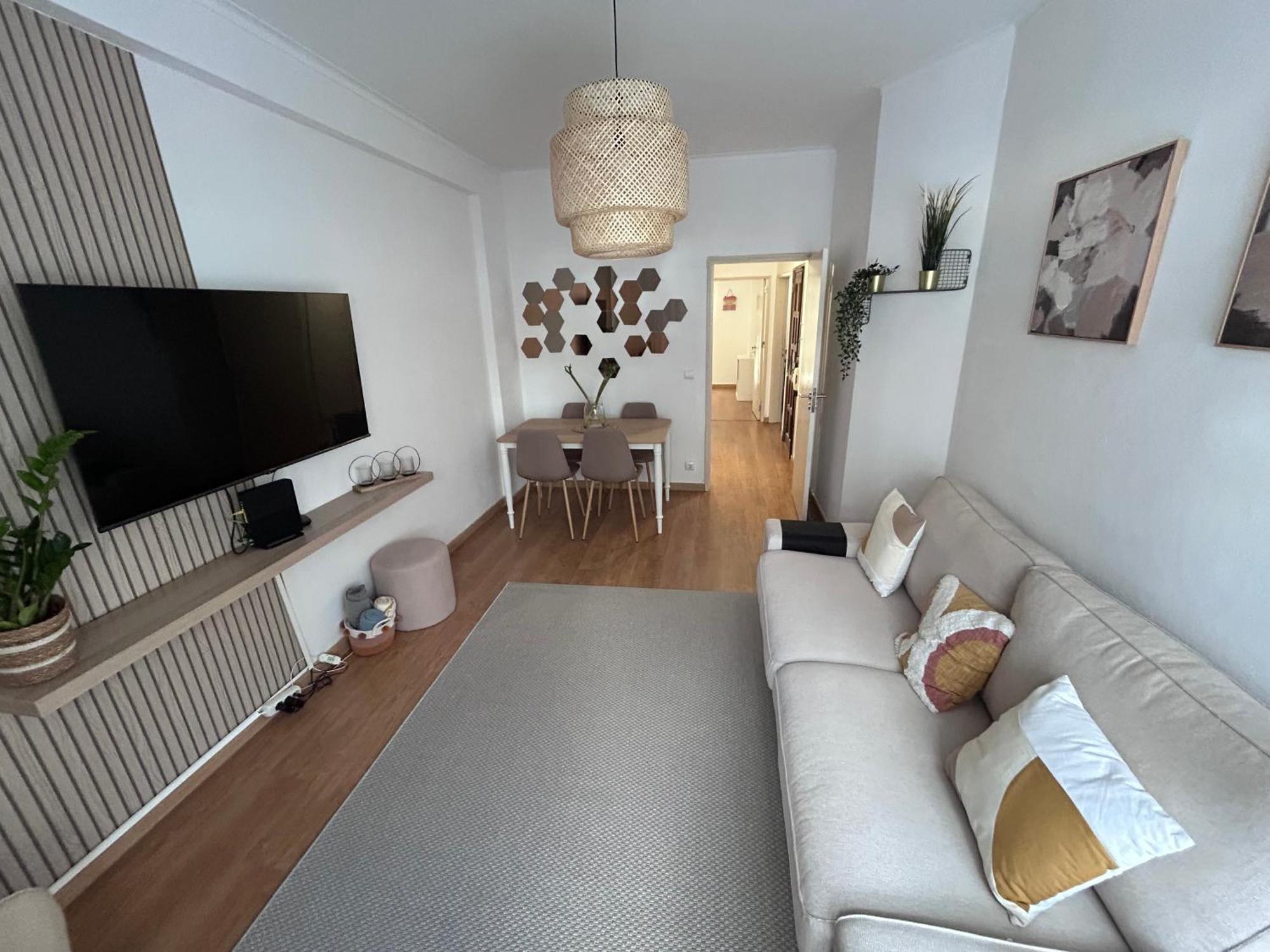 Apartamento Acolhedor Em Queluz Luaran gambar